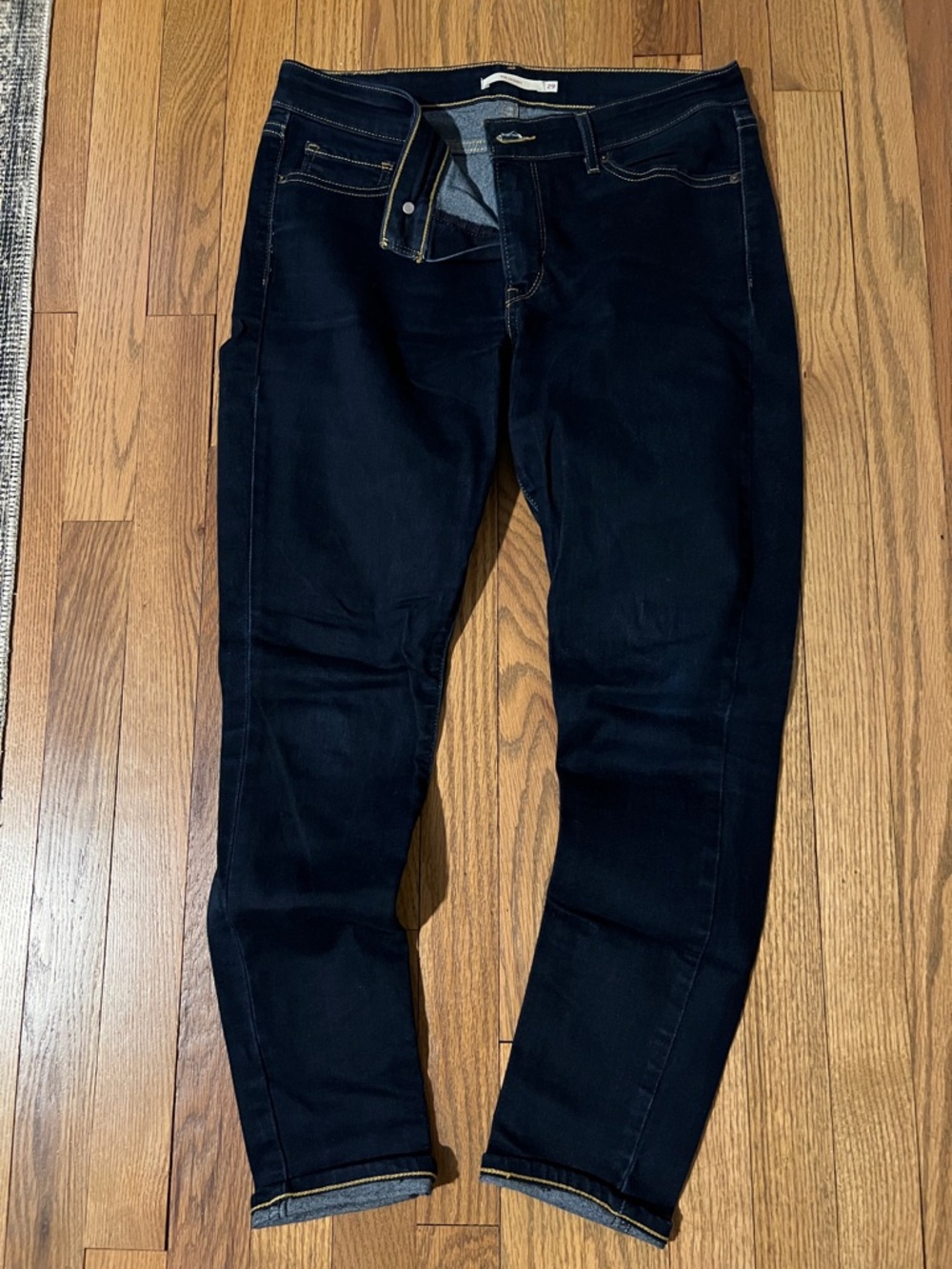 Levi's Women's Skinny Jeans in Dark Indigo